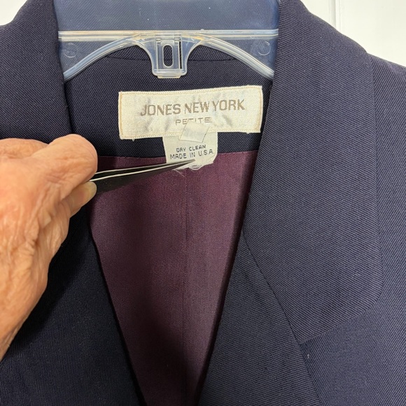 Jones New York Double Breasted Navy Blue Wool Suit Career Classic 8P Tailored - Picture 5 of 11